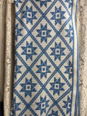Vintage Blue and White Star Pattern Crocheted Couch Throw - Unbranded